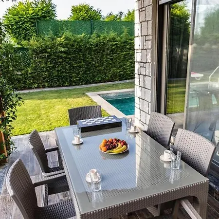 Stone Highland Villas Vila *