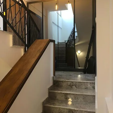 Stone Highland Villas *